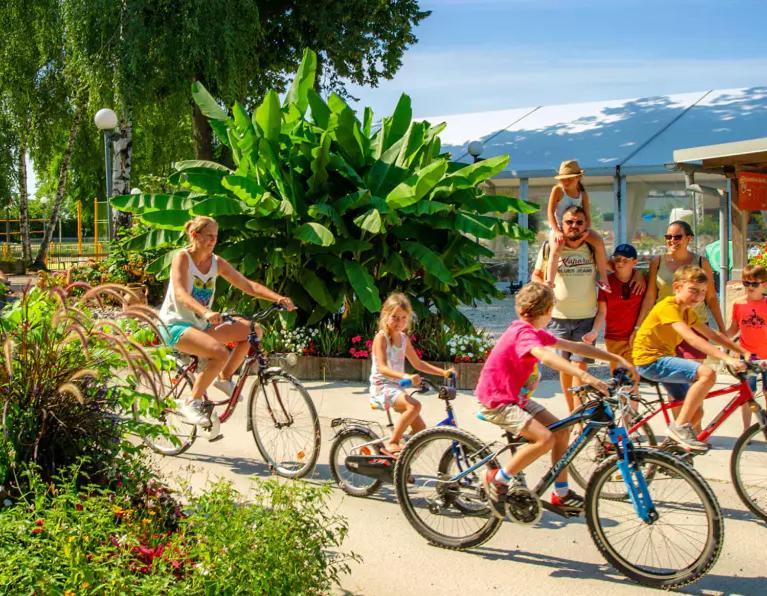 Mobil 5pers Proche Europa Park Dans 3etoiles Campsite Boofzheim